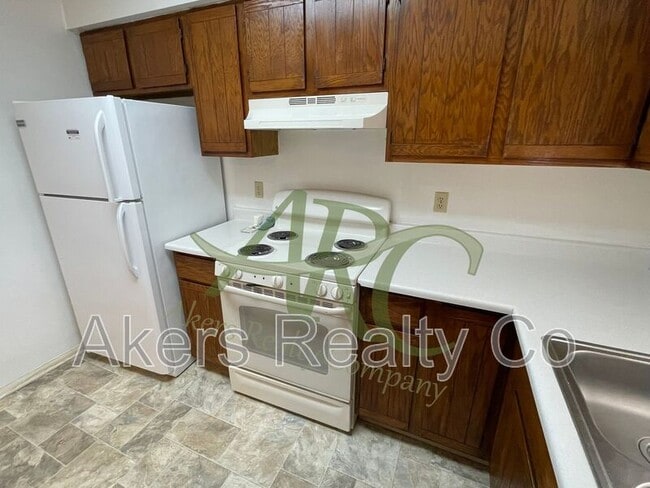 Photo - 1320 Anita St