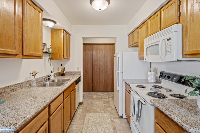 Brookmeadow Apartments