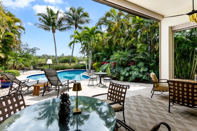 Photo - 6700 Fox Hollow Dr