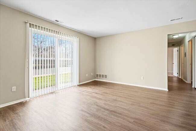 Photo - 31471 Block St