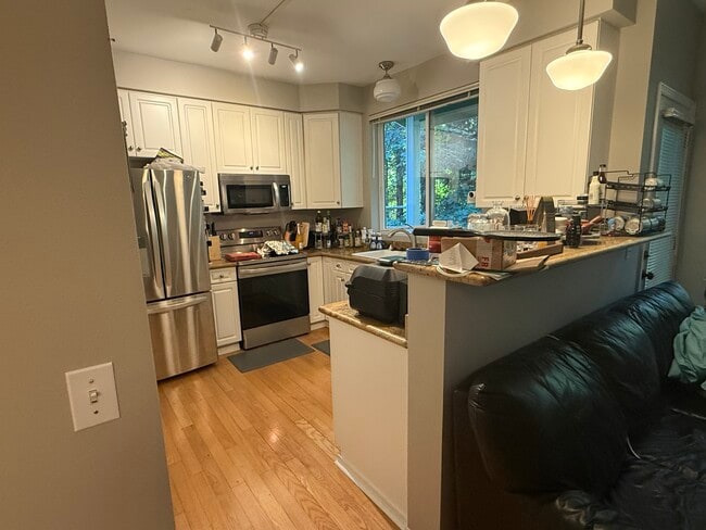Building Photo - 15150 140th Way SE Unit R101
