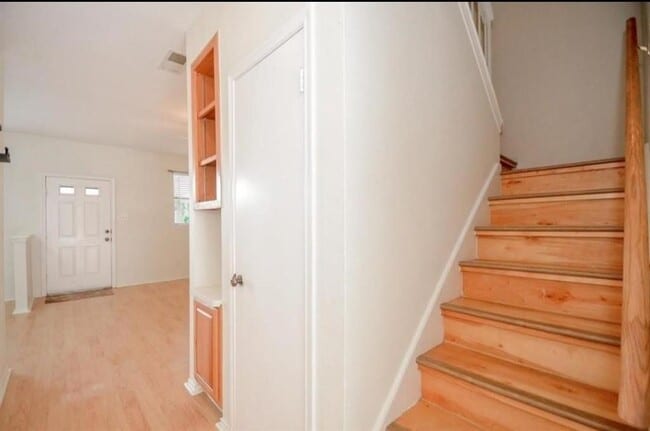 Building Photo - 1103 Dulles Ave Unit 604