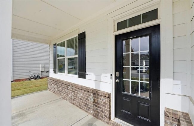 Photo - 6637 Bluffview Dr