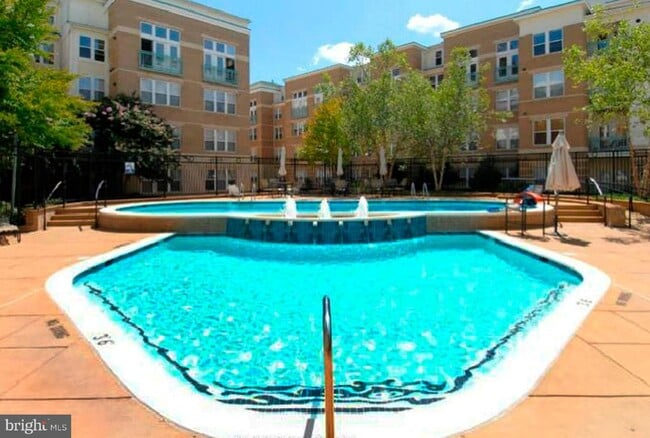 Building Photo - 12001 Market St Unit 55