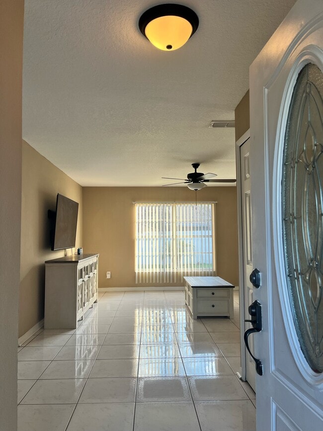 Photo - 111 Rosewood Ct