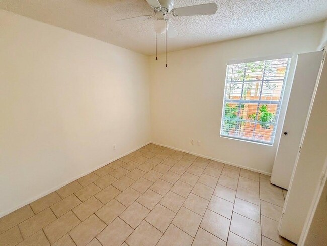 Photo - 8811 Pineridge Dr