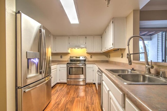 Photo - 12183 W Cross Dr Unit 101