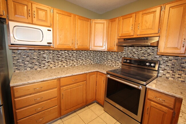 Photo - 44 Rosemary Ln Unit 44