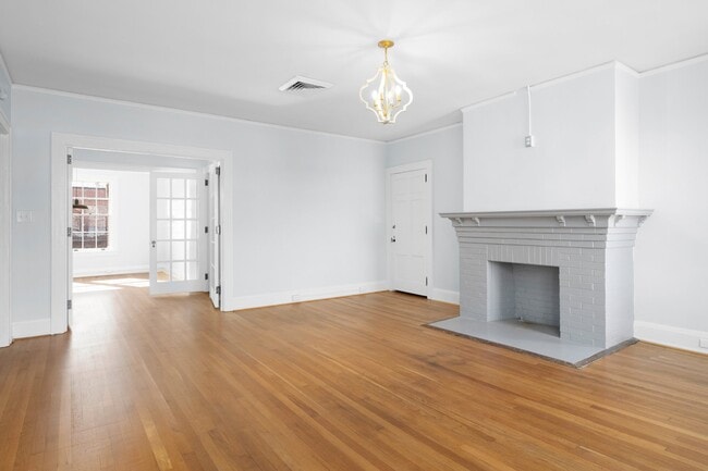 Photo - 315 Sunset Ave