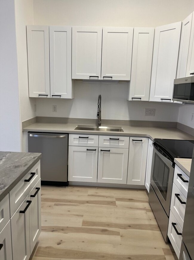 Photo - 3 bedroom with an Office!!!!