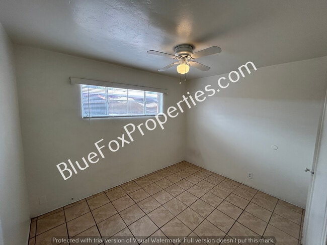 Photo - 2309 N Chrysler Dr