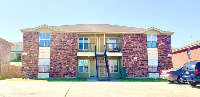 Building Photo - 416 Brittney Way Unit C Rental