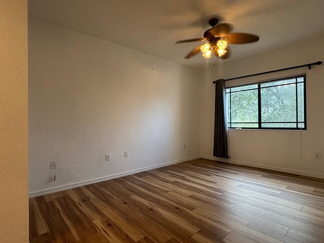 Photo - 2807 Veronia Dr