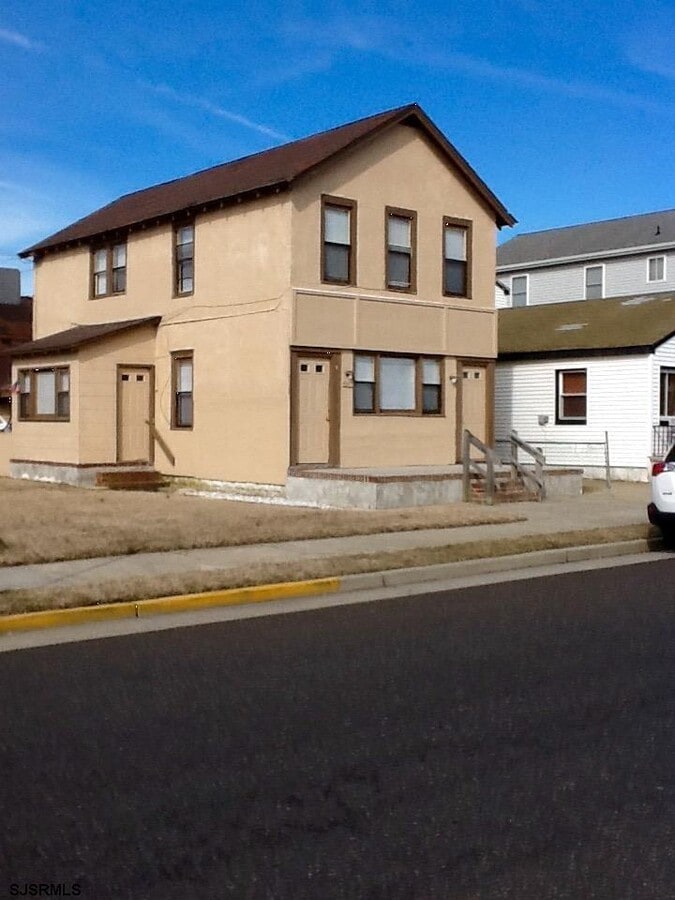 Photo - 9317 Monmouth Ave Unidad B