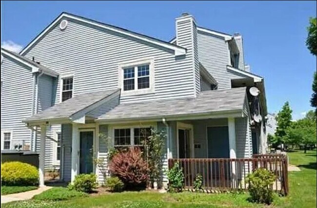 Photo - 42 Tanglewood Ct