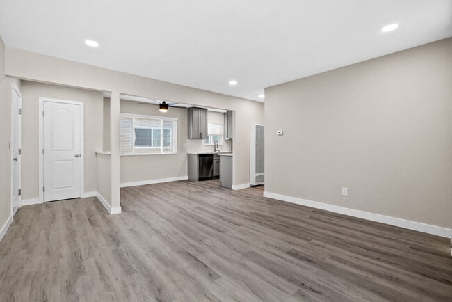 316 Beach Apartments