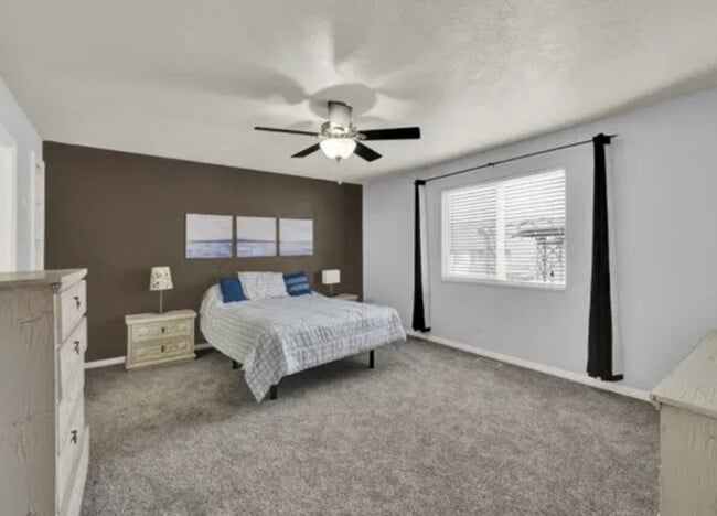 Photo - 7463 Red Pine Rd