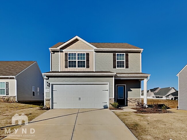 Building Photo - 104 Lightning Dr