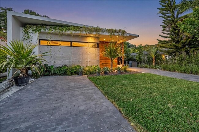 Photo - 34 SW 26th Rd