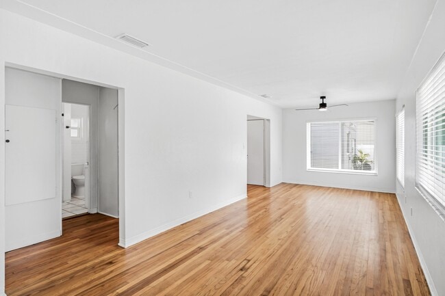 Photo - 7181 49th Ave N