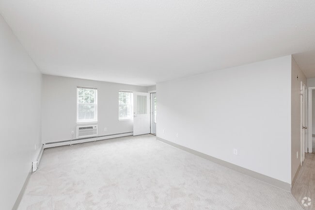 2 BR, 2 BA