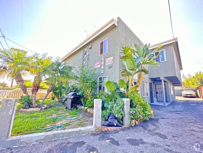 Building Photo - 259th Pl Apts