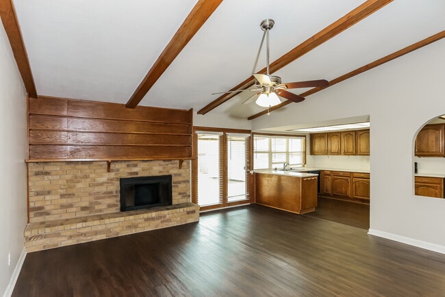 Photo - 1921 Wilderness Trail