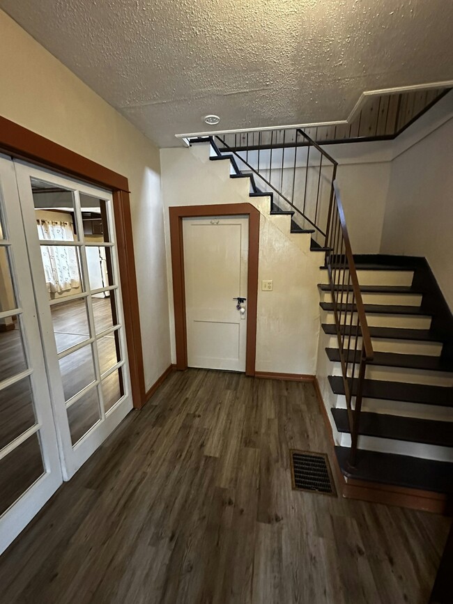 Photo - 240 E Main St Unidad 101