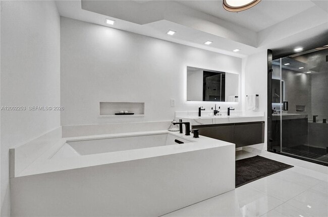 Photo - 20281 E Country Club Dr Unit 1503