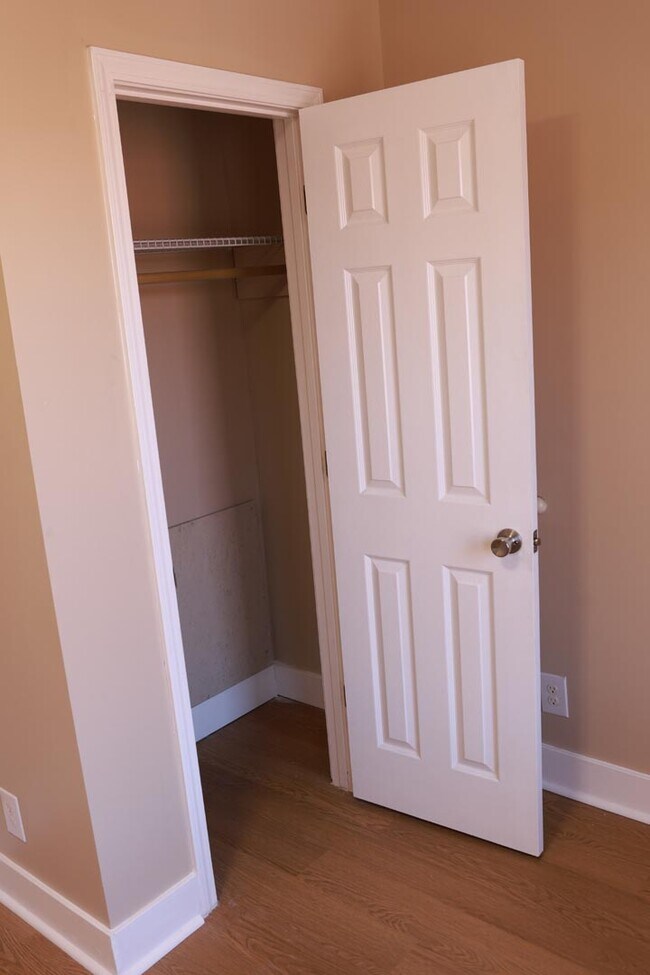 Photo - 147 W Main St