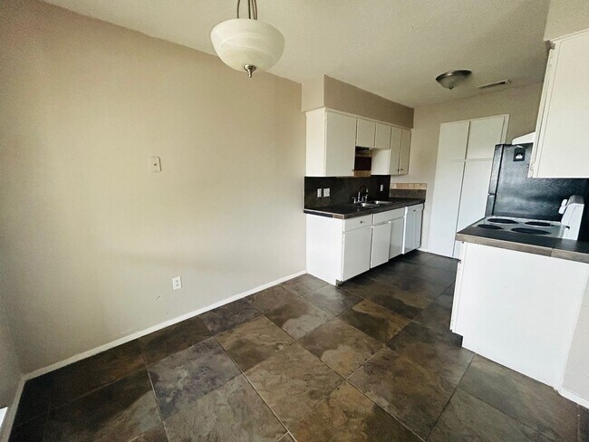 Photo - Creole Apartments Unit 17A