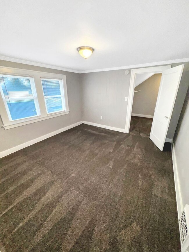 Photo - 6824 Hanna Lake Ave SE