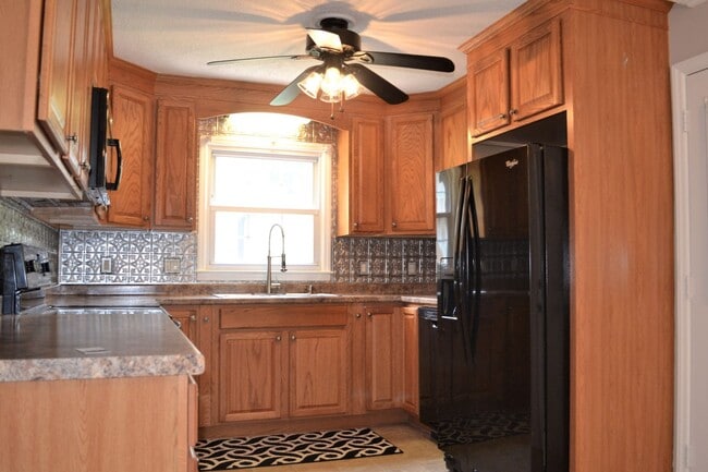 Photo - Beautiful, updated Charlotte ranch