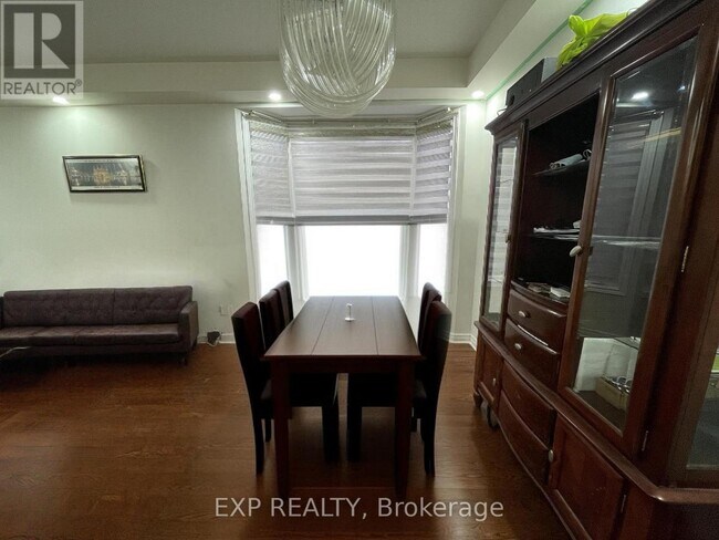 Photo - 544 Fernforest Dr