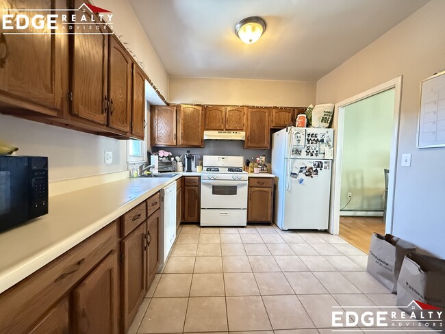 Photo - 5 Saybrook St Unit 3