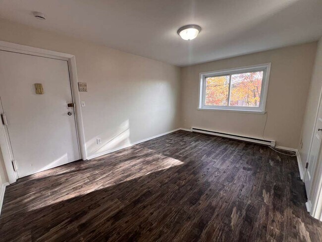 Photo - 76 Palisade Ave