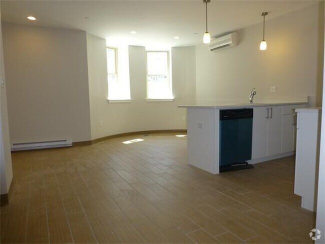 Building Photo - 48 Kent St Unit 1 Rental