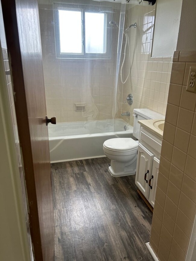 Photo - 742 Fairwood Dr Unit #3