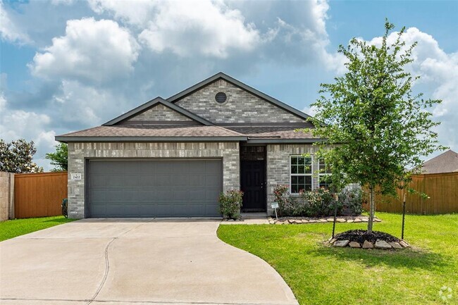 Building Photo - 2422 Agassiz Dr Rental