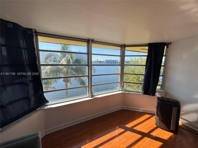 Photo - 1302 NE 191st St Unit A314