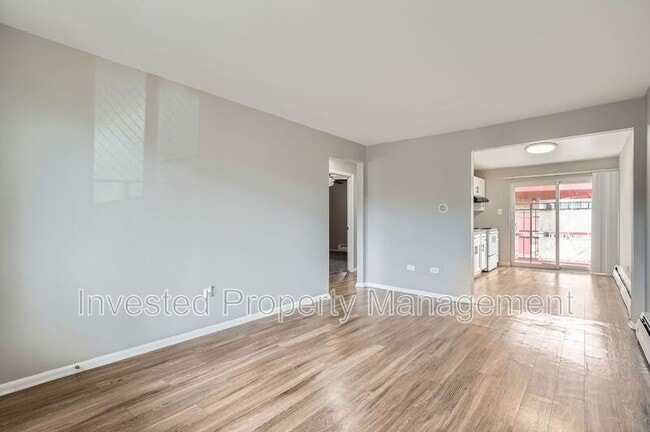 Photo - 4260 W 70th Pl Unidad #4