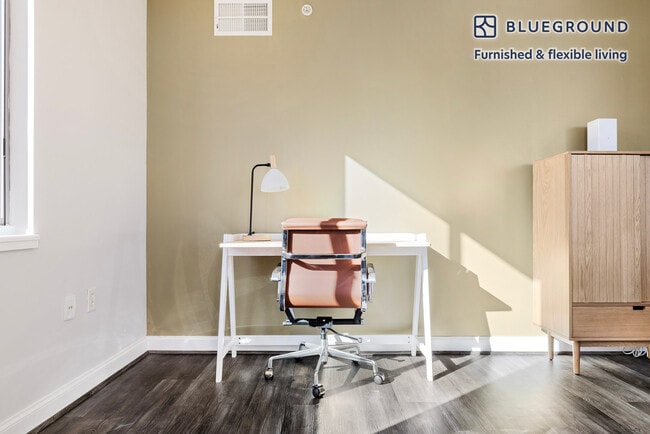 Photo - 4835 Cordell Ave Unidad FL6-ID1222