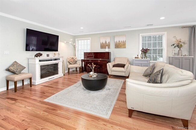 Photo - 130 Wappanocca Ave