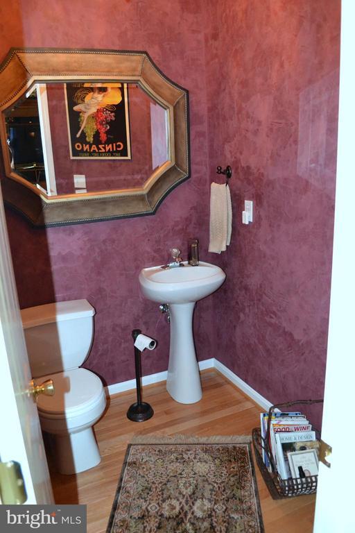 Photo - 223 Wintergull Ln