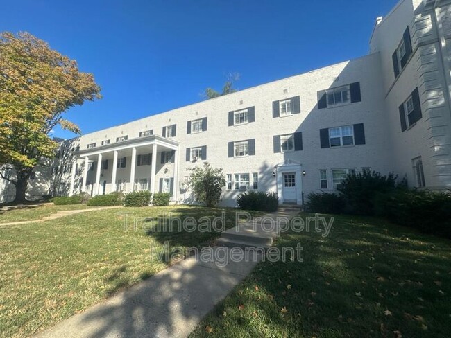 Building Photo - 6413 Brookside Rd Rental