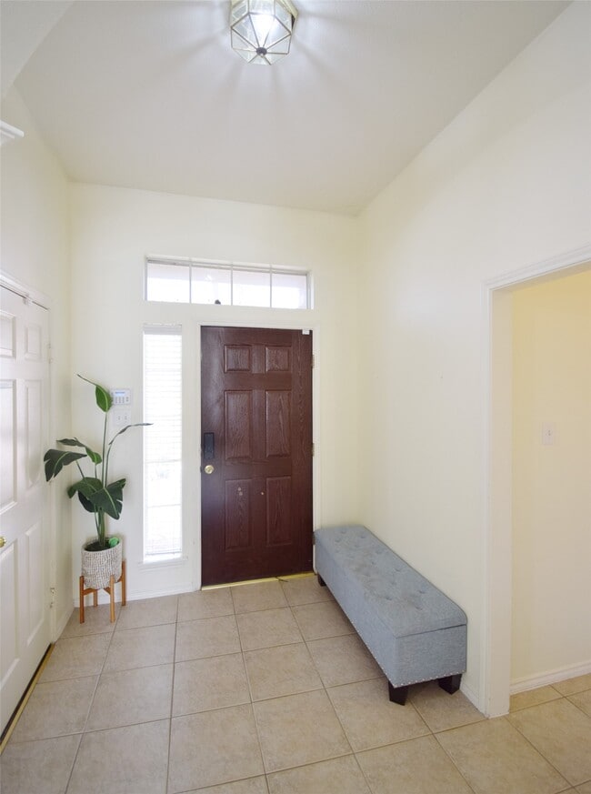 Photo - 3219 Summerland Dr