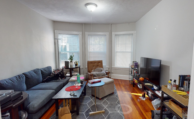 Photo - 7 Eustis St Apartments Unit 1R