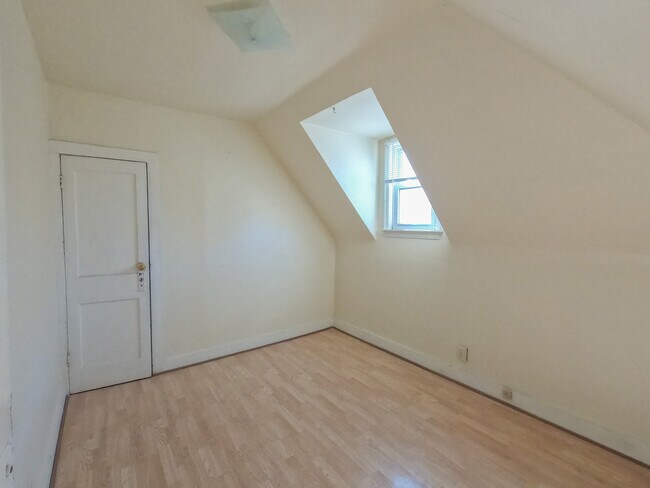 Photo - 1324 W Holt Ave Apartamentos Unidad 1324A Upper