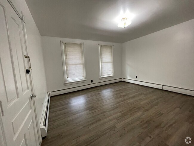 Building Photo - 238 W Catawissa St Unit 238 W Catawissa Street Rental