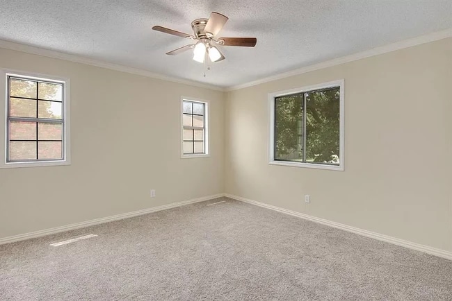 Photo - 4052 Pepperwood Dr